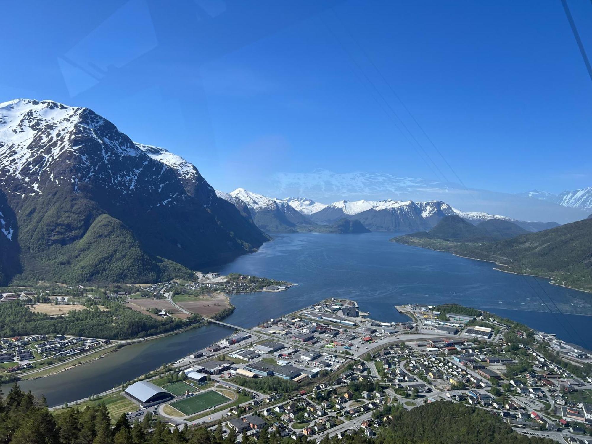 شقة Andalsnes Gustehouse المظهر الخارجي الصورة